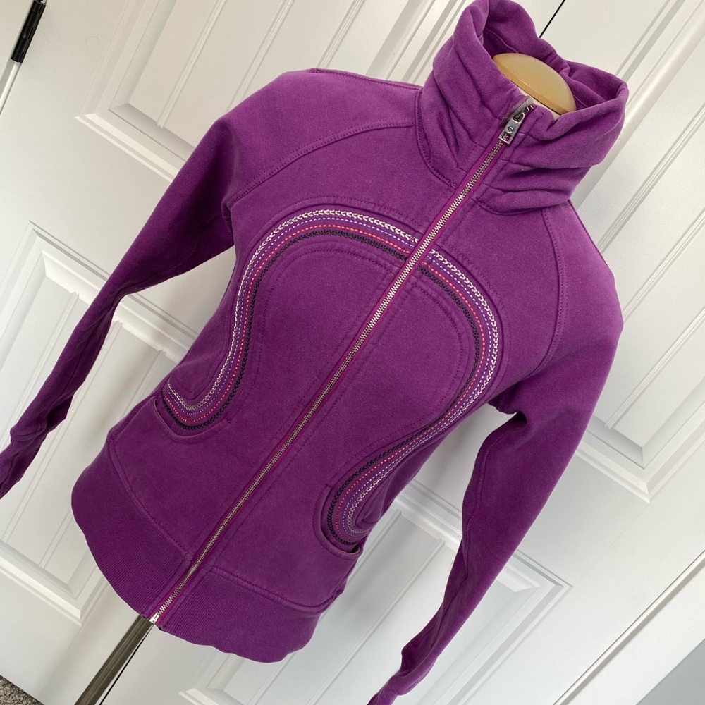 Lululemon Cuddle Up Jacket - Picture 3 of 9